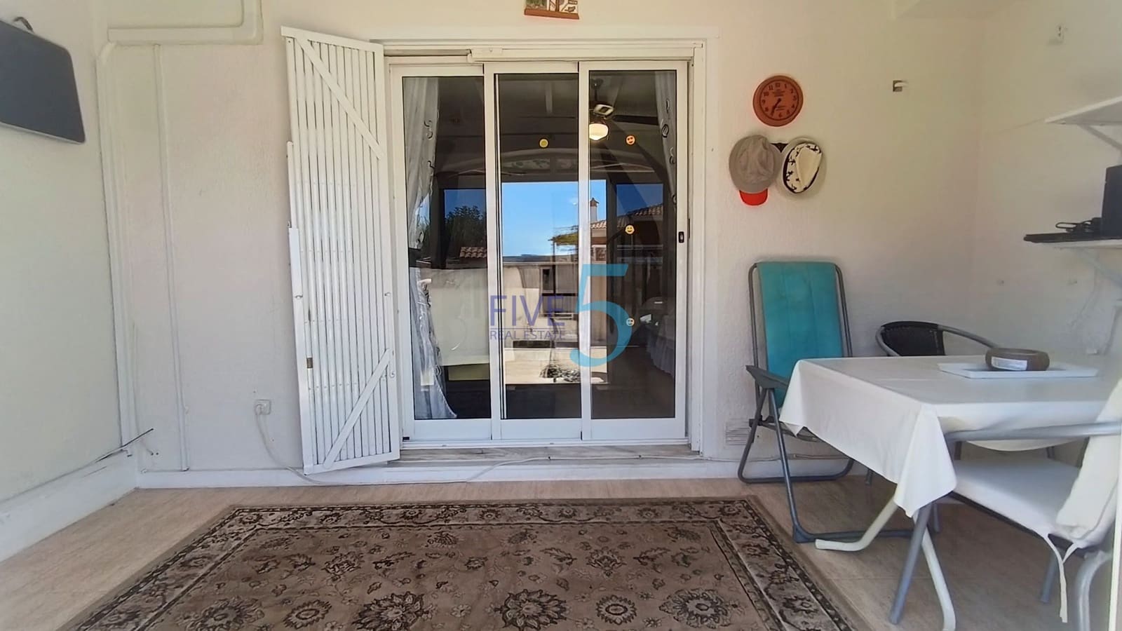 2 soverom Hus til salgs i Torrevieja med svømmebasseng - € 119 995 (Ref: 10009772)