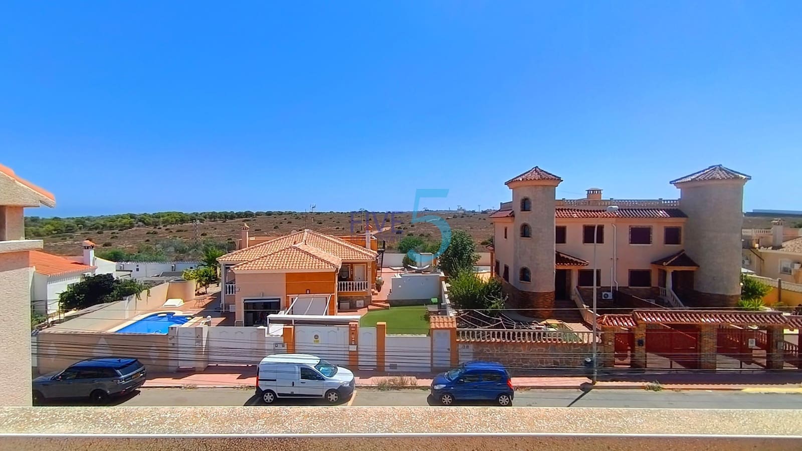 2 soverom Hus til salgs i Torrevieja med svømmebasseng - € 119 995 (Ref: 10009772)