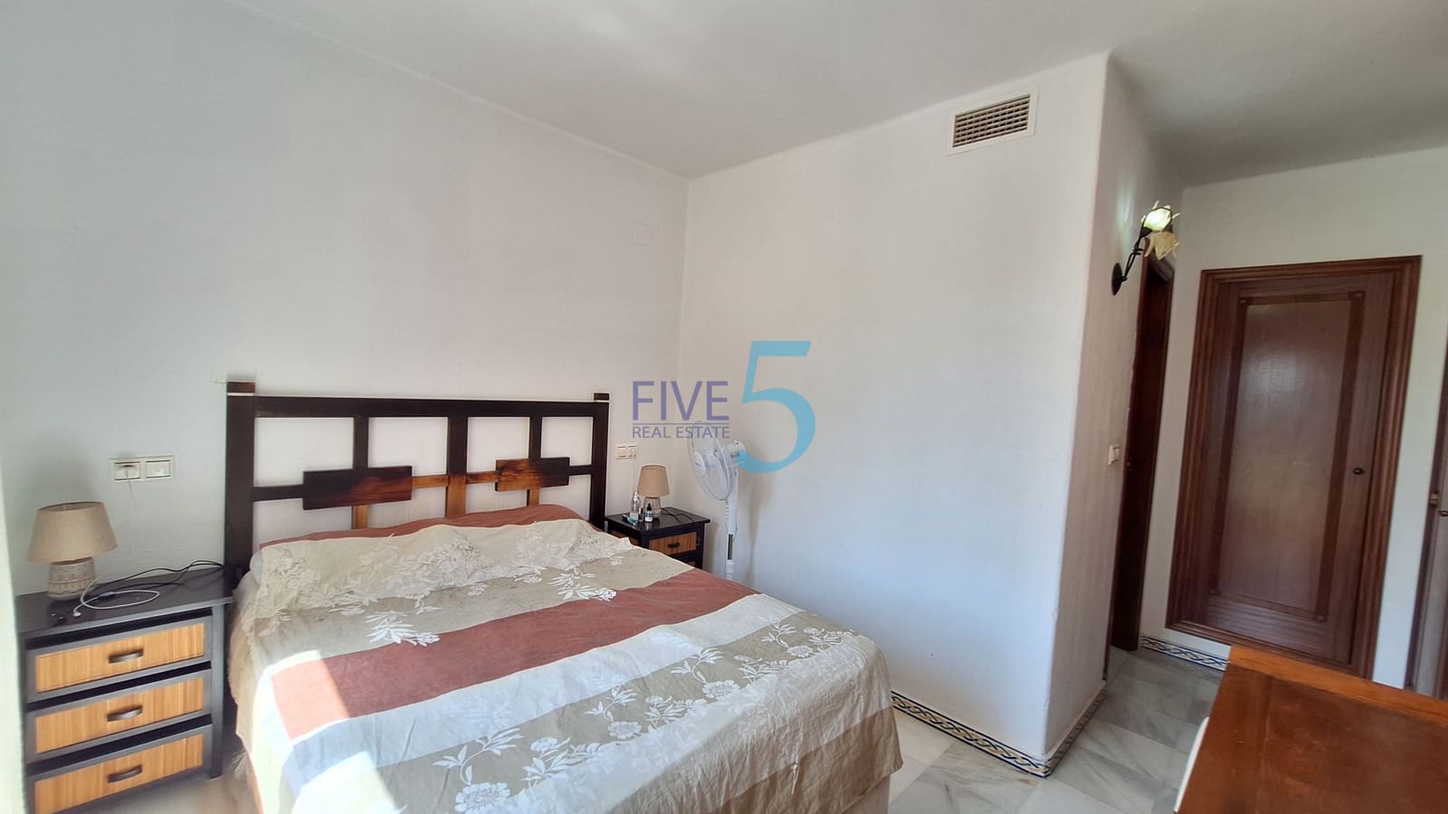 2 chambre Appartement à vendre à Torrevieja avec piscine - 245 000 € (Ref: 10009891)