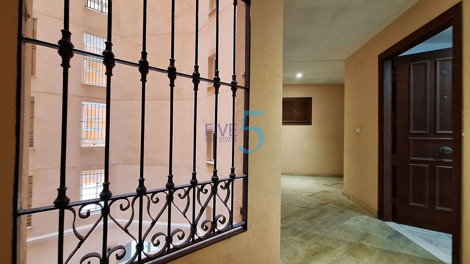 2 chambre Appartement à vendre à Torrevieja avec piscine - 245 000 € (Ref: 10009891)