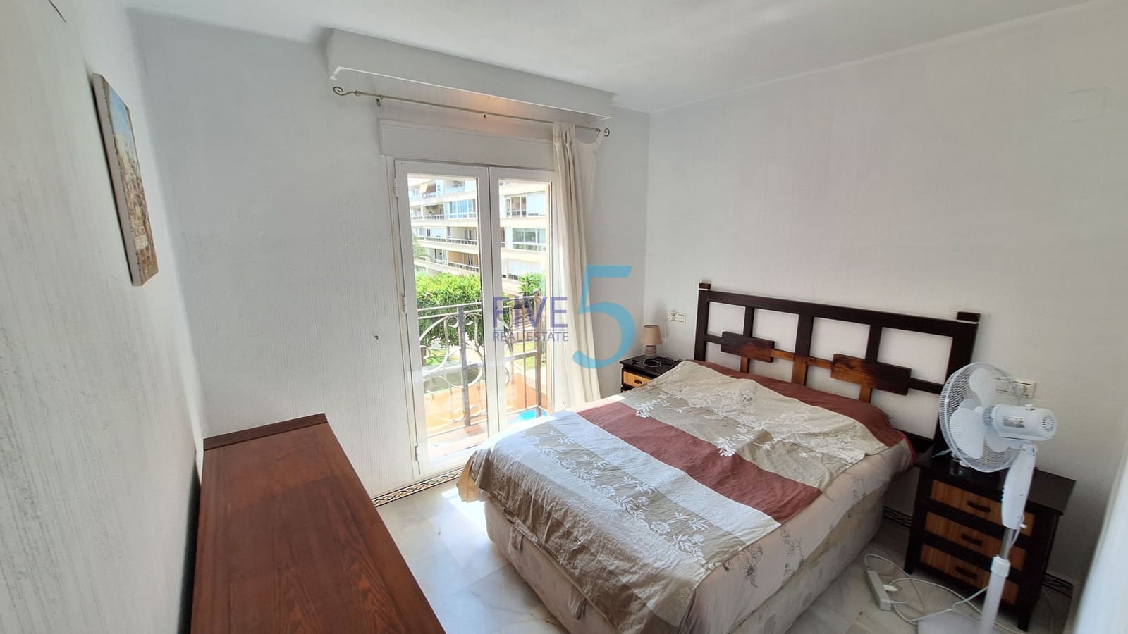 2 chambre Appartement à vendre à Torrevieja avec piscine - 245 000 € (Ref: 10009891)