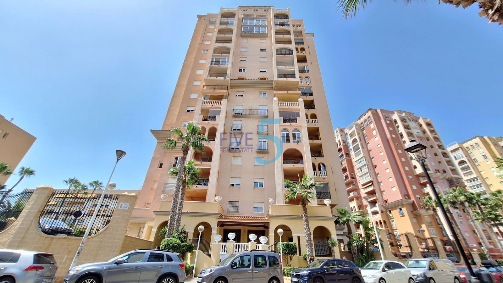 2 chambre Appartement à vendre à Torrevieja avec piscine - 245 000 € (Ref: 10009891)
