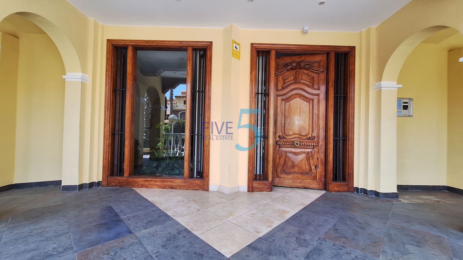 2 chambre Appartement à vendre à Torrevieja avec piscine - 245 000 € (Ref: 10009891)