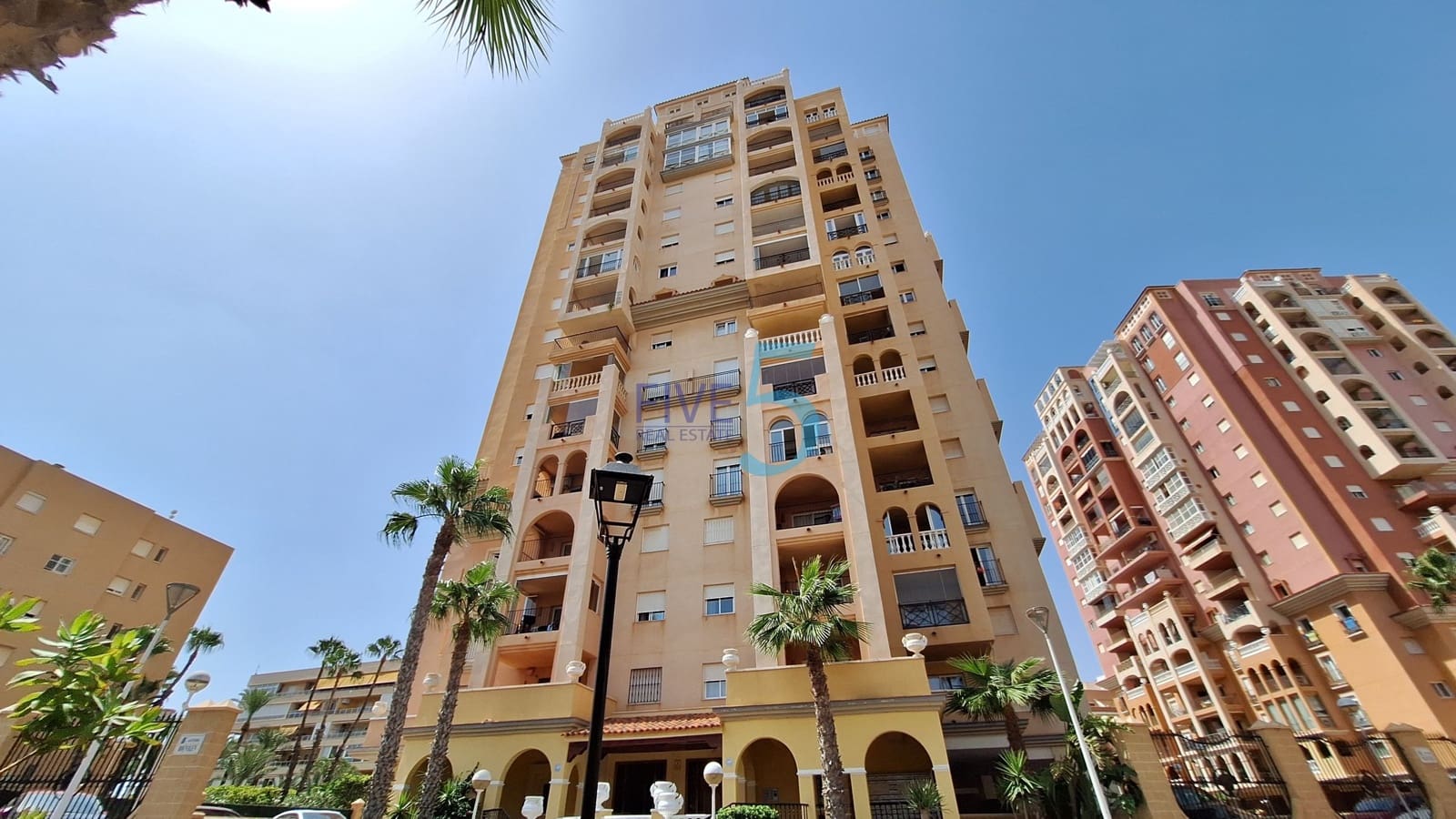 2 chambre Appartement à vendre à Torrevieja avec piscine - 245 000 € (Ref: 10009891)