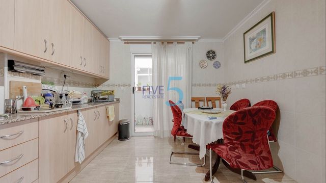 3 soverom Leilighet til salgs i Pilar de la Horadada med garasje - € 175 000 (Ref: 10009892)