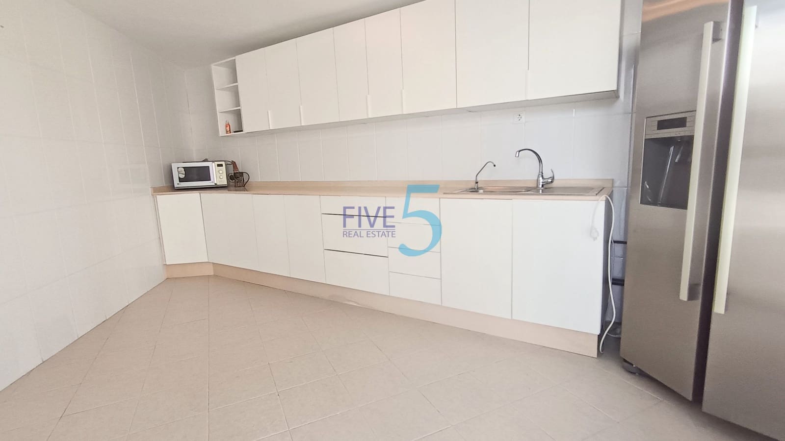 4 bedroom Villa for sale in Torrevieja with pool - € 620,000 (Ref: 10012503)