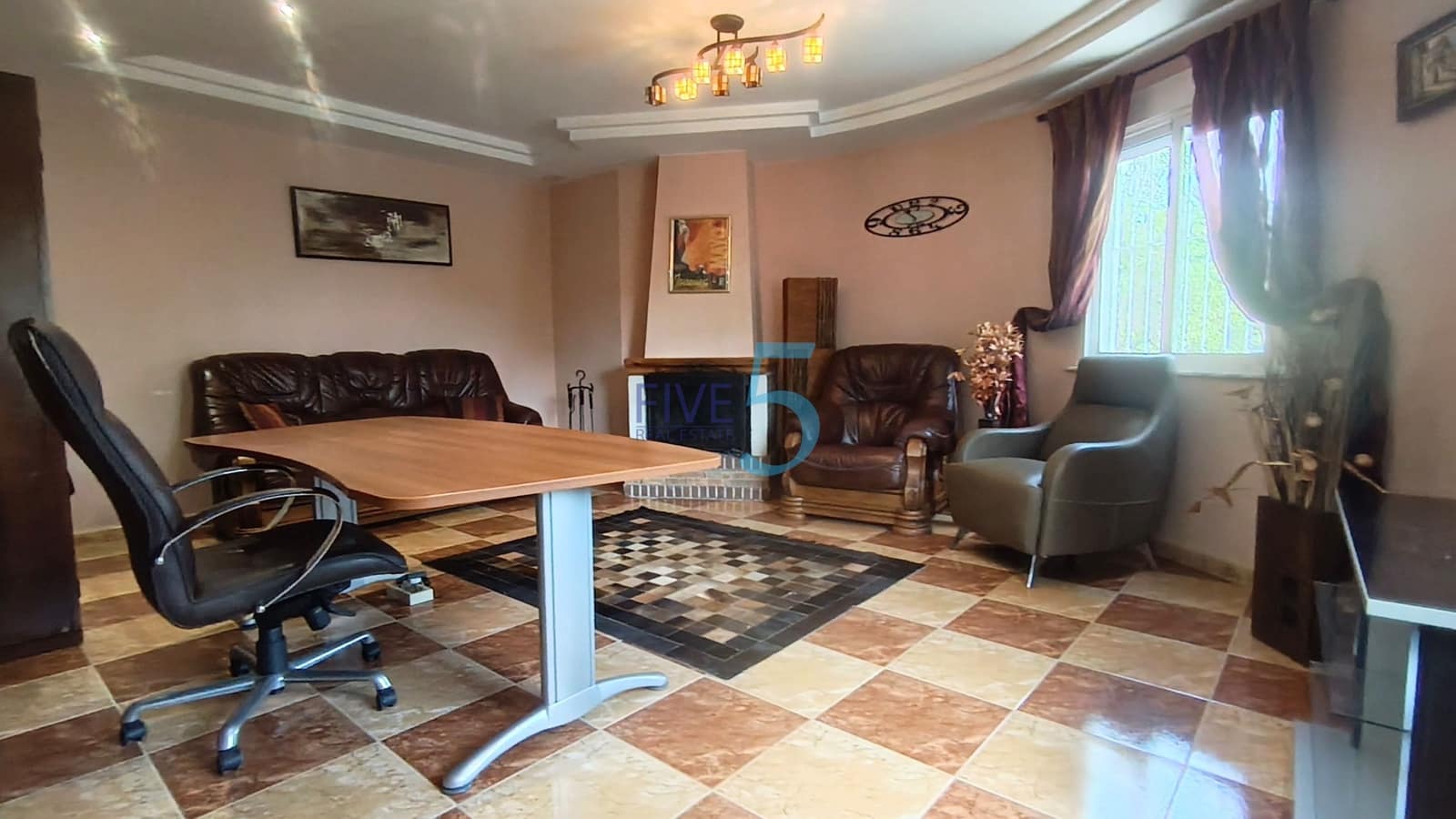 4 bedroom Villa for sale in Torrevieja with pool - € 620,000 (Ref: 10012503)