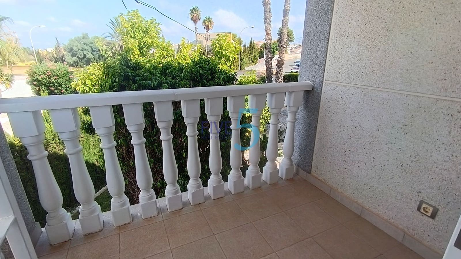4 bedroom Villa for sale in Torrevieja with pool - € 620,000 (Ref: 10012503)