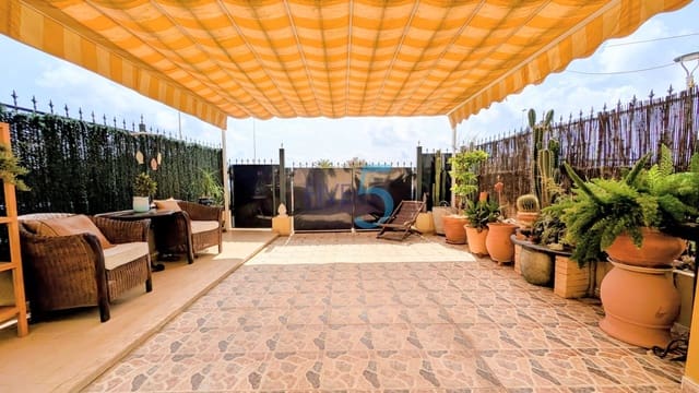 4 bedroom Townhouse for sale in Punta Prima, Orihuela with pool - € 325,000 (Ref: 10012584)