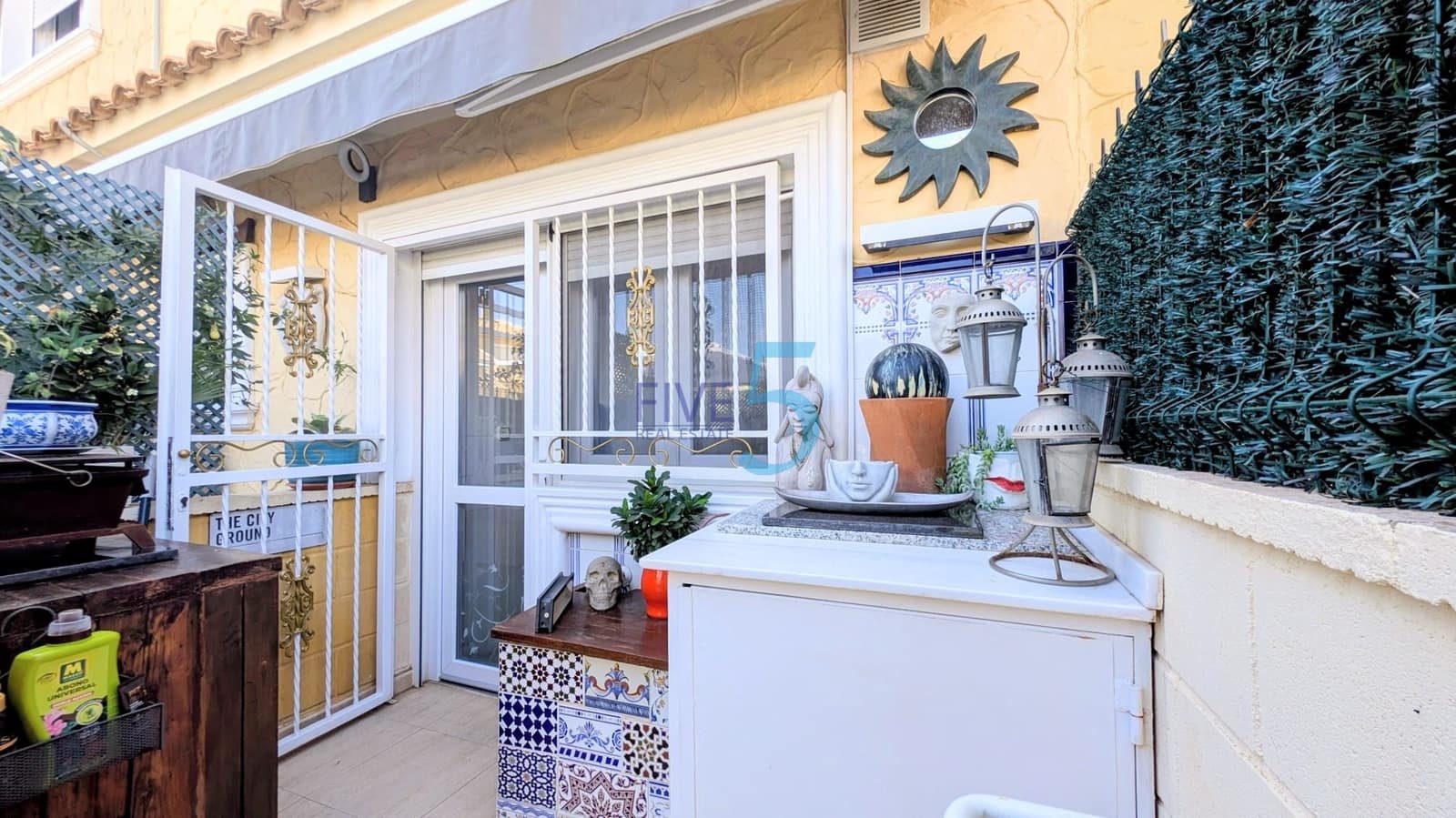 4 bedroom Townhouse for sale in Orihuela Costa with pool - € 325,000 (Ref: 10012584)
