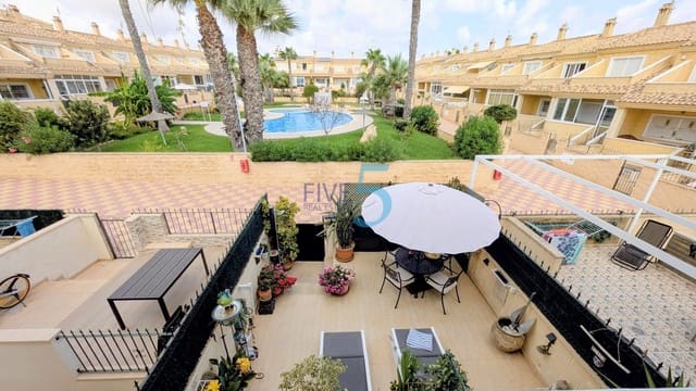 4 bedroom Townhouse for sale in Punta Prima, Orihuela with pool - € 325,000 (Ref: 10012584)