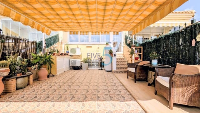 4 quarto Casa em Banda para venda em Punta Prima, Orihuela com piscina - 325 000 € (Ref: 10012584)