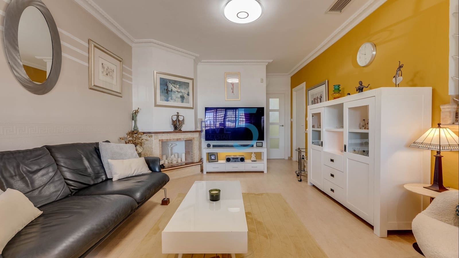 4 slaapkamer Huis te koop in Orihuela Costa met zwembad garage - € 325.000 (Ref: 10012584)