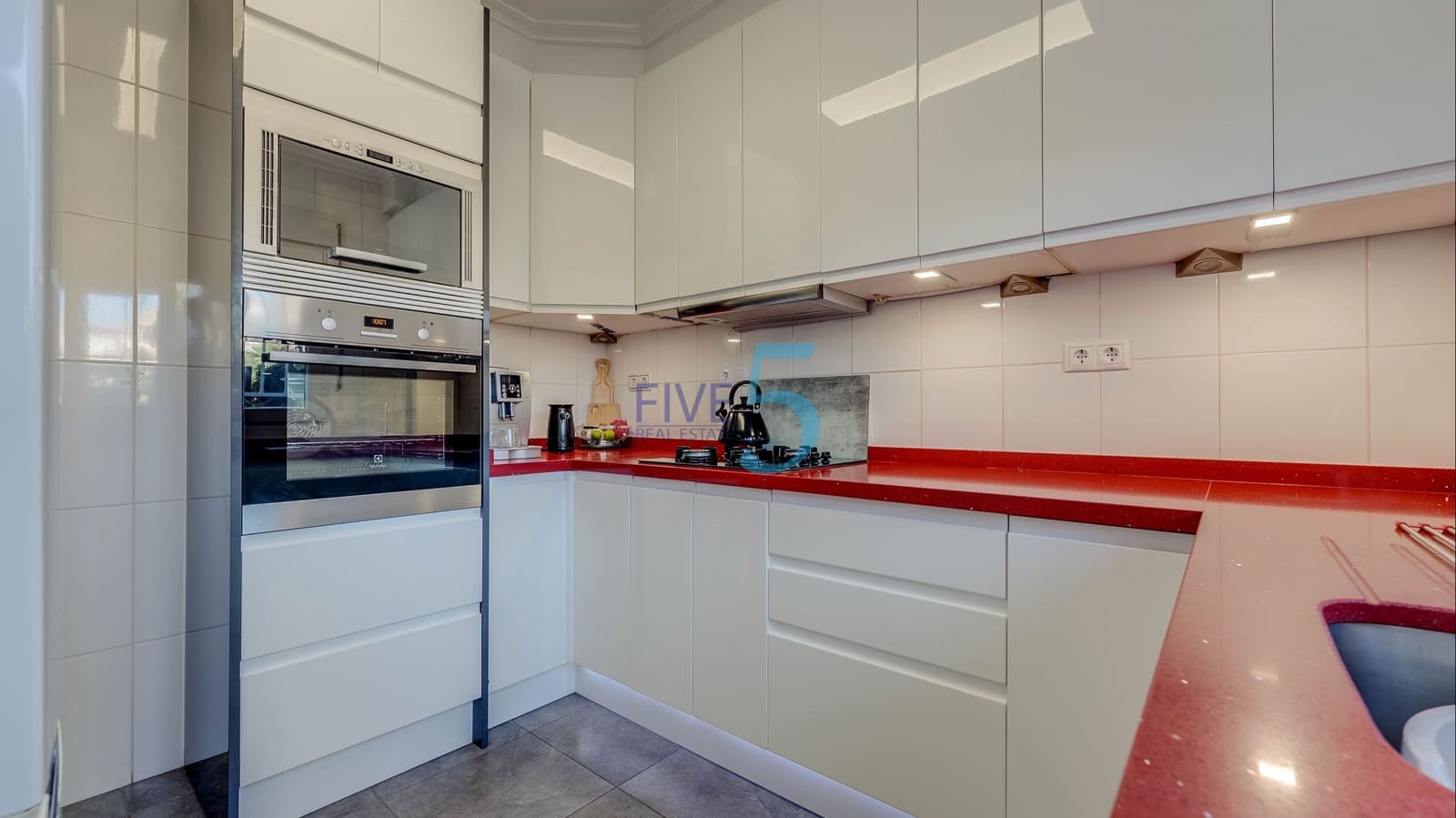 4 slaapkamer Huis te koop in Orihuela Costa met zwembad garage - € 325.000 (Ref: 10012584)