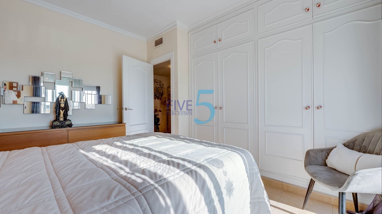 4 slaapkamer Huis te koop in Orihuela Costa met zwembad garage - € 325.000 (Ref: 10012584)