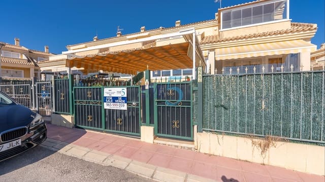 Casa de 4 habitaciones en Punta Prima, Orihuela en venta con piscina - 325.000 € (Ref: 10012584)