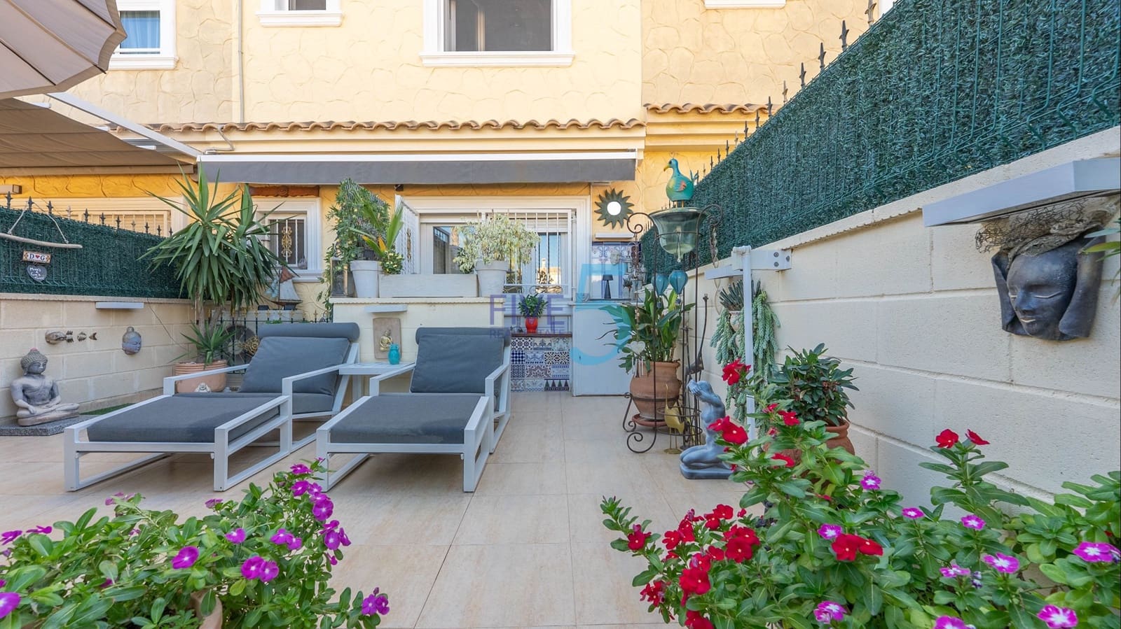 4 slaapkamer Huis te koop in Orihuela Costa met zwembad garage - € 325.000 (Ref: 10012584)
