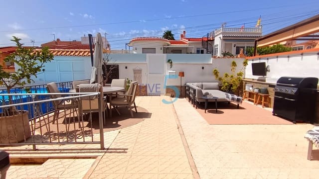 2 bedroom Bungalow for sale in Ciudad Quesada, Rojales - € 195,000 (Ref: 10012585)