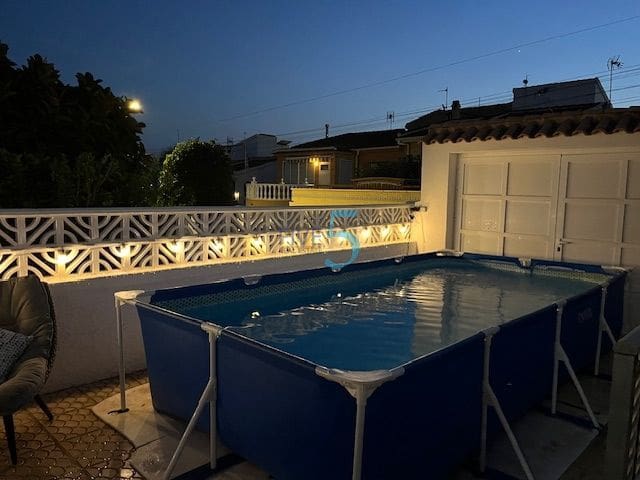 Bungalow de 2 habitaciones en Ciudad Quesada en venta con piscina garaje - 189.000 € (Ref: 10012585)