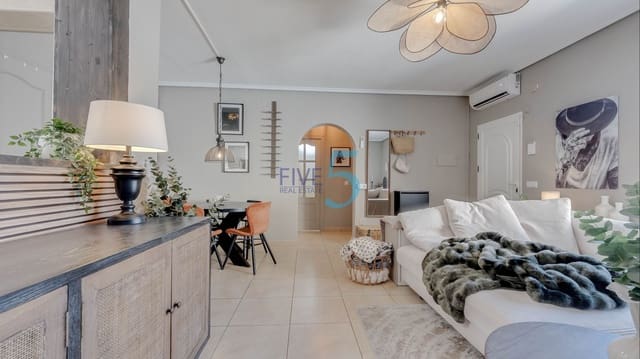Bungalow de 2 habitaciones en Ciudad Quesada, Rojales en venta con piscina garaje - 189.000 € (Ref: 10012585)