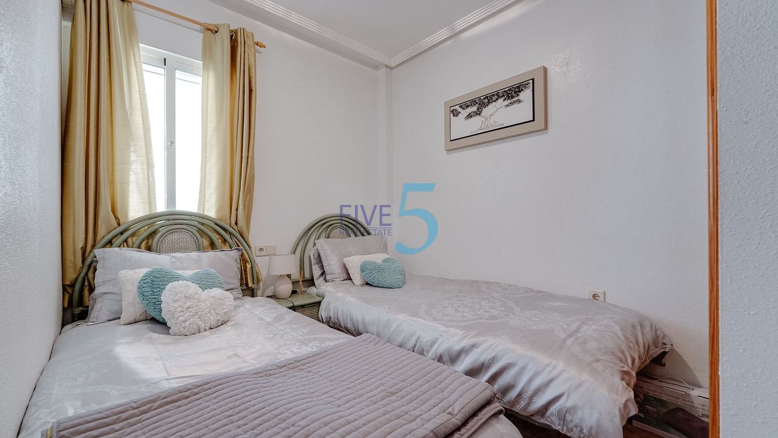Apartamento de 2 habitaciones en Los Altos en venta con piscina garaje - 149.999 € (Ref: 10012778)