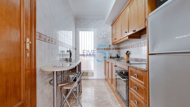 Apartamento de 2 habitaciones en Los Altos en venta con piscina garaje - 149.999 € (Ref: 10012778)