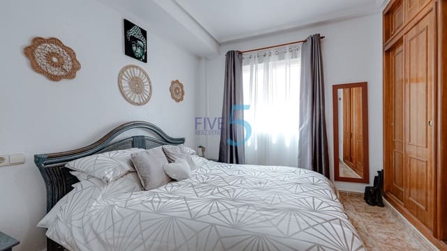 Apartamento de 2 habitaciones en Los Altos en venta con piscina garaje - 149.999 € (Ref: 10012778)