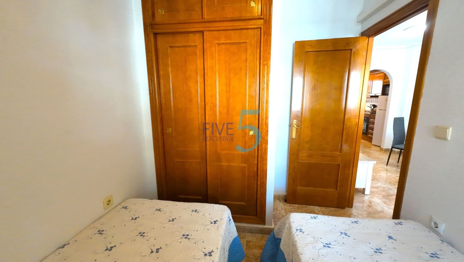 2 bedroom Apartment for sale in Los Altos with pool garage - € 149,999 (Ref: 10012778)