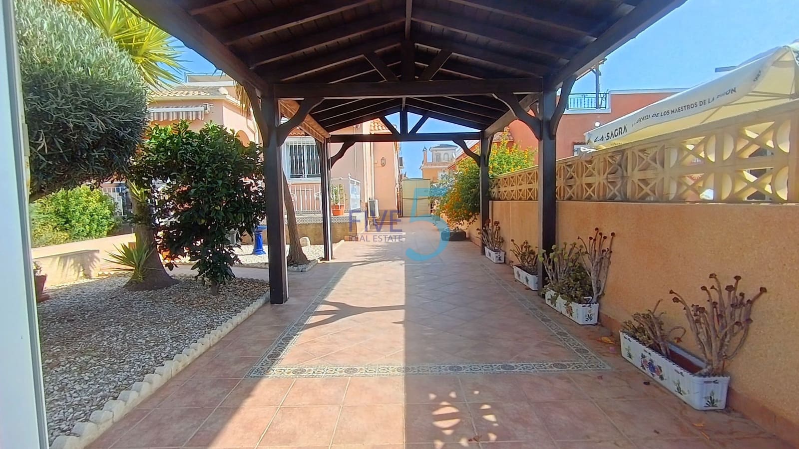 Bungalow de 3 habitaciones en Los Montesinos en venta con piscina - 229.950 € (Ref: 10014701)