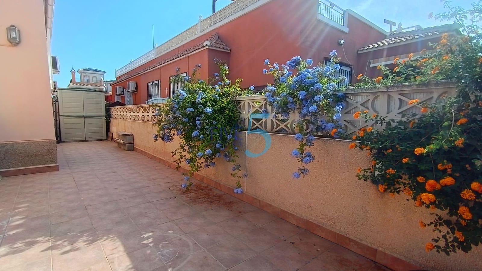Bungalow de 3 habitaciones en Los Montesinos en venta con piscina - 229.950 € (Ref: 10014701)