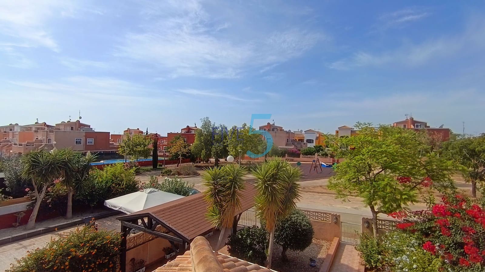 Bungalow de 3 habitaciones en Los Montesinos en venta con piscina - 229.950 € (Ref: 10014701)