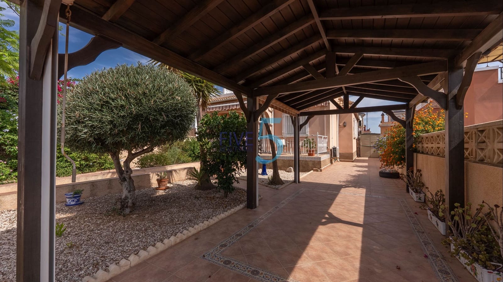 3 bedroom Bungalow for sale in Los Montesinos with pool - € 229,950 (Ref: 10014701)