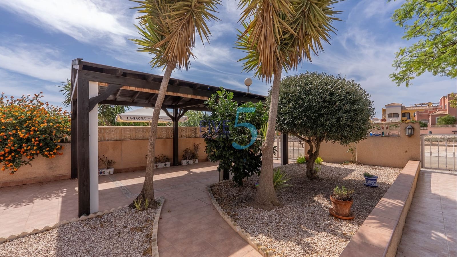 3 bedroom Bungalow for sale in Los Montesinos with pool - € 229,950 (Ref: 10014701)