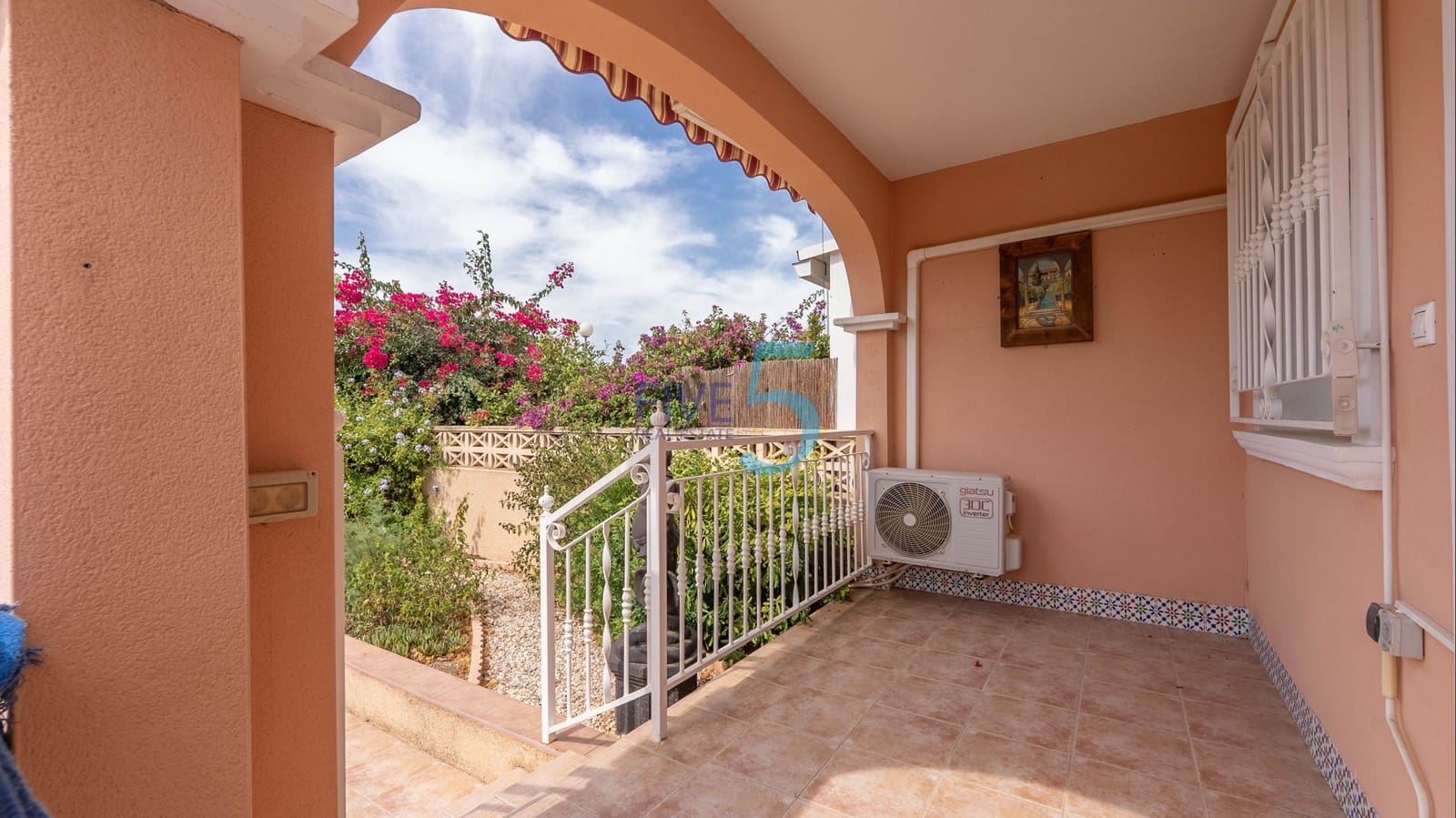3 bedroom Bungalow for sale in Los Montesinos with pool - € 229,950 (Ref: 10014701)