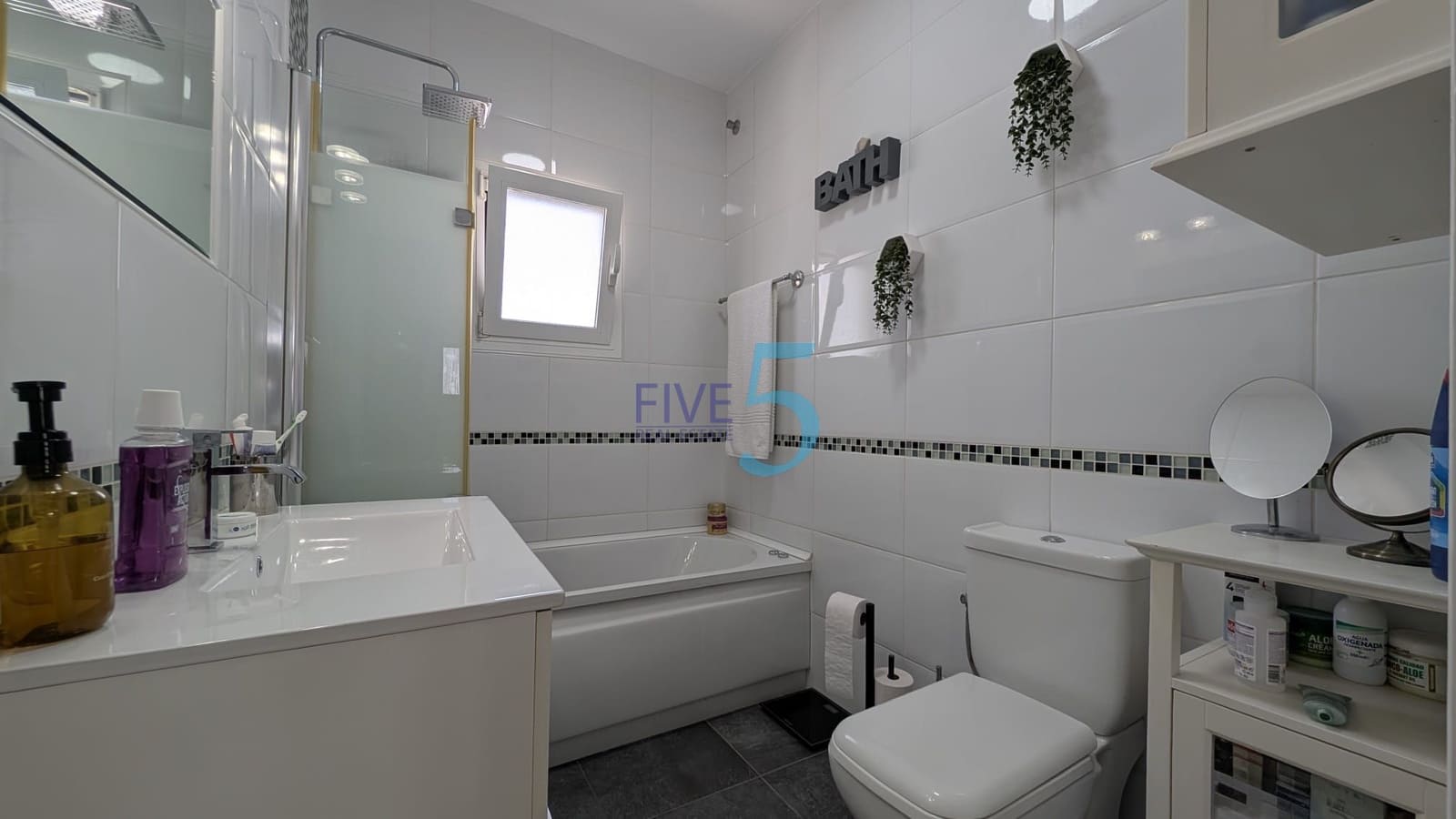 2 sypialnia Willa na sprzedaż w Villamartin z basenem - 350 000 € (Ref: 10014943)