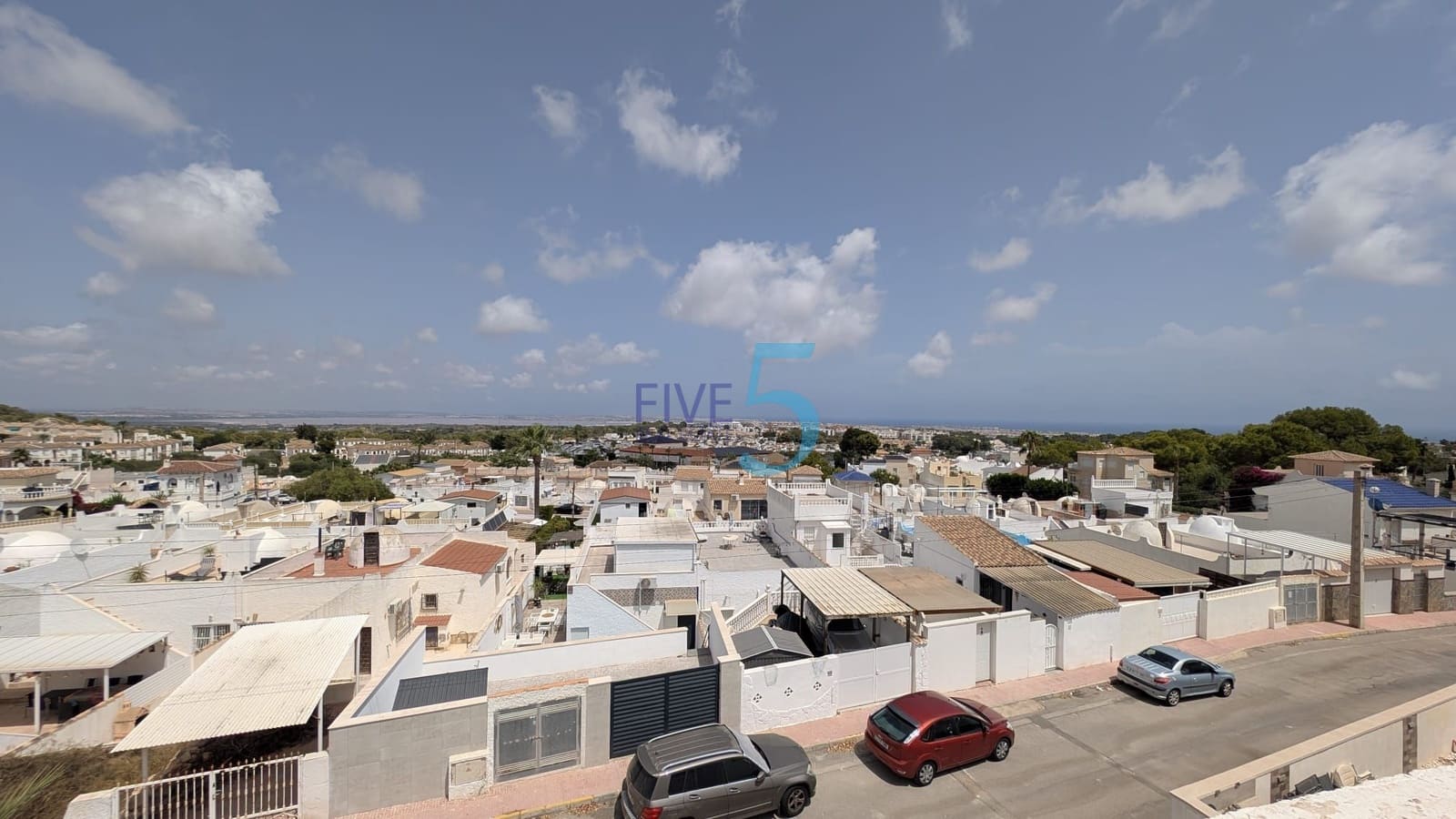 2 sypialnia Willa na sprzedaż w Villamartin z basenem - 350 000 € (Ref: 10014943)