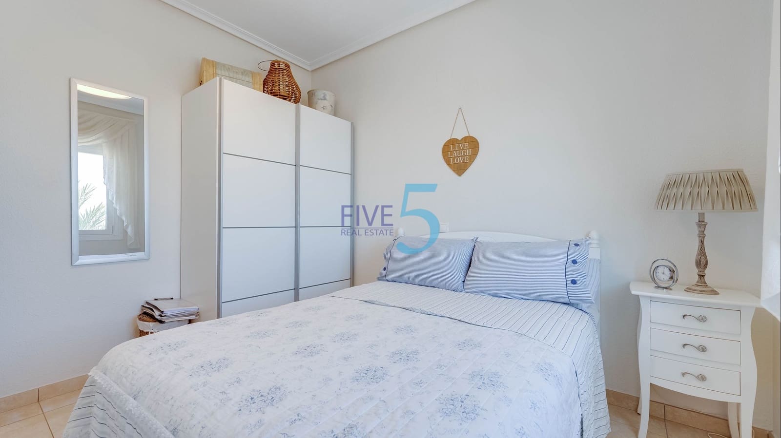2 bedroom Villa for sale in Villamartin with pool garage - € 350,000 (Ref: 10014943)