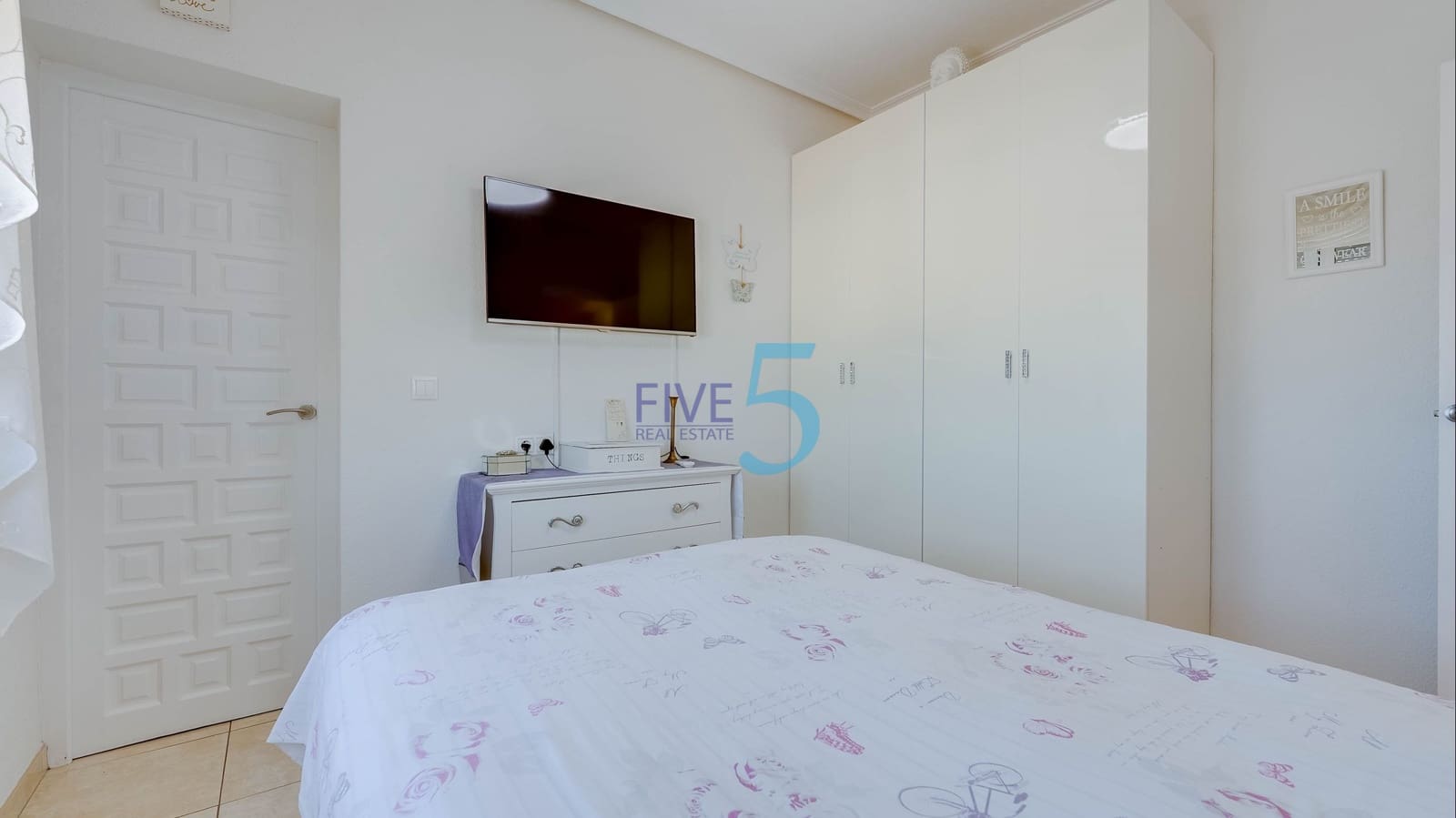 2 bedroom Villa for sale in Villamartin with pool garage - € 350,000 (Ref: 10014943)