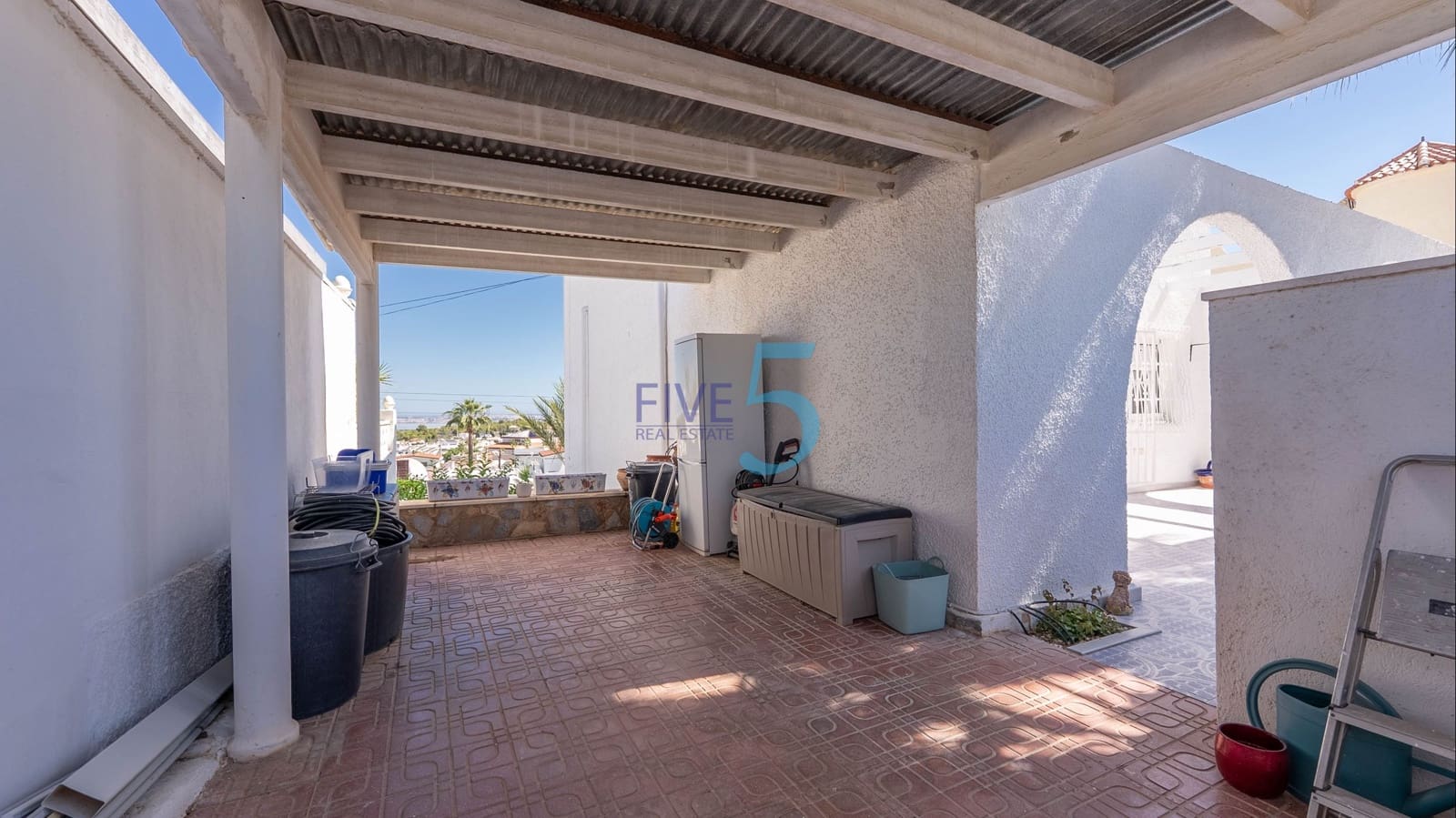2 bedroom Villa for sale in Villamartin with pool garage - € 350,000 (Ref: 10014943)