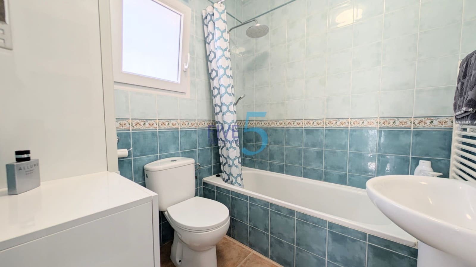 2 bedroom Apartment for sale in Dehesa de Campoamor with pool garage - € 400,000 (Ref: 10015924)