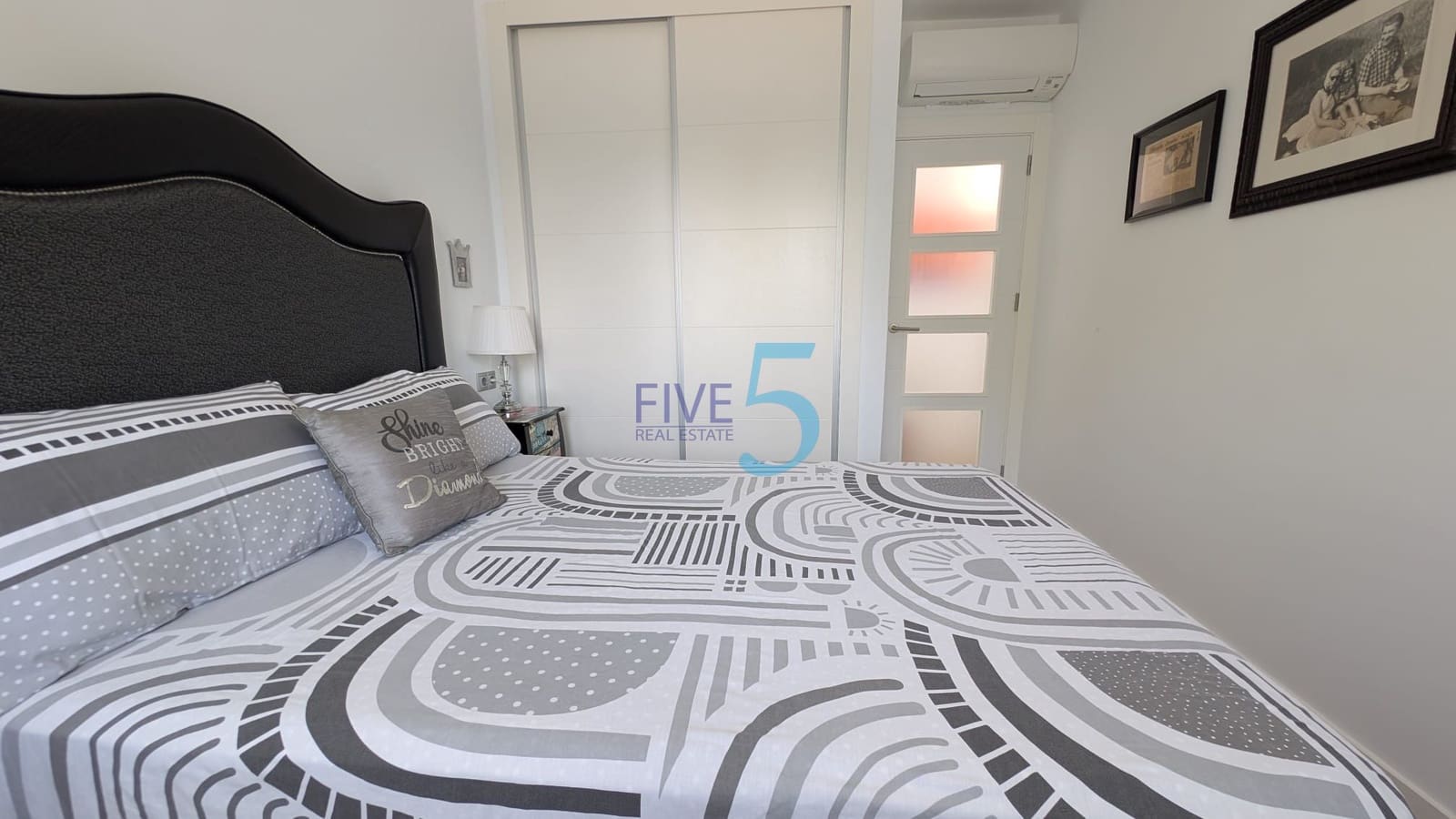 2 bedroom Apartment for sale in Dehesa de Campoamor with pool garage - € 400,000 (Ref: 10015924)