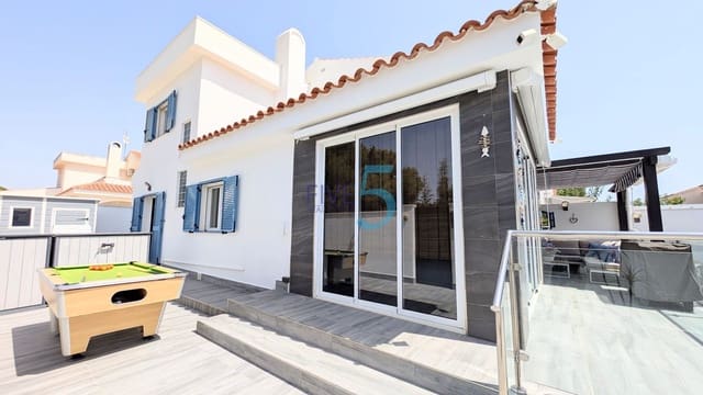 2 bedroom Apartment for sale in Dehesa de Campoamor, Orihuela with pool garage - € 400,000 (Ref: 10015924)