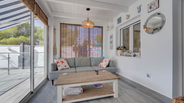2 soveværelse Semi-Rækkehus til salg i Dehesa de Campoamor, Orihuela med swimmingpool garage - € 400.000 (Ref: 10015924)