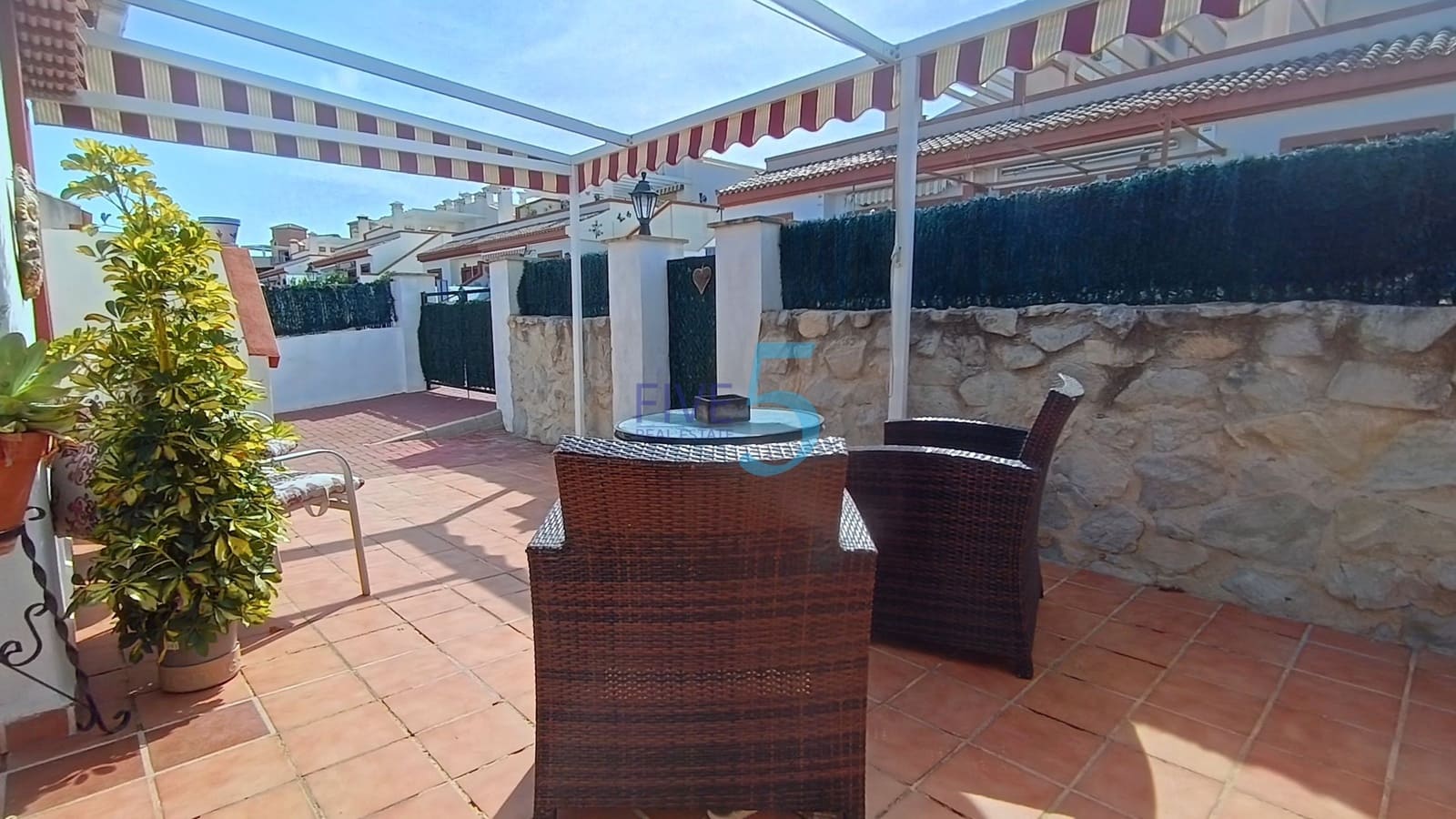 2 soverom Bungalow til salgs i San Miguel de Salinas med svømmebasseng - € 185 000 (Ref: 10016694)