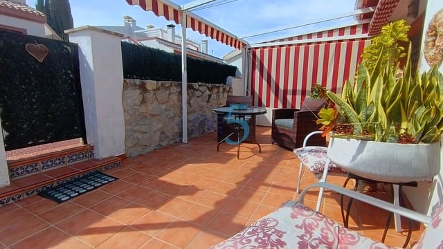 2 soverom Bungalow til salgs i San Miguel de Salinas med svømmebasseng - € 185 000 (Ref: 10016694)