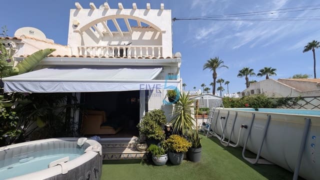 3 soverom Hus til salgs i Villamartin, Orihuela med svømmebasseng - € 280 000 (Ref: 10016695)