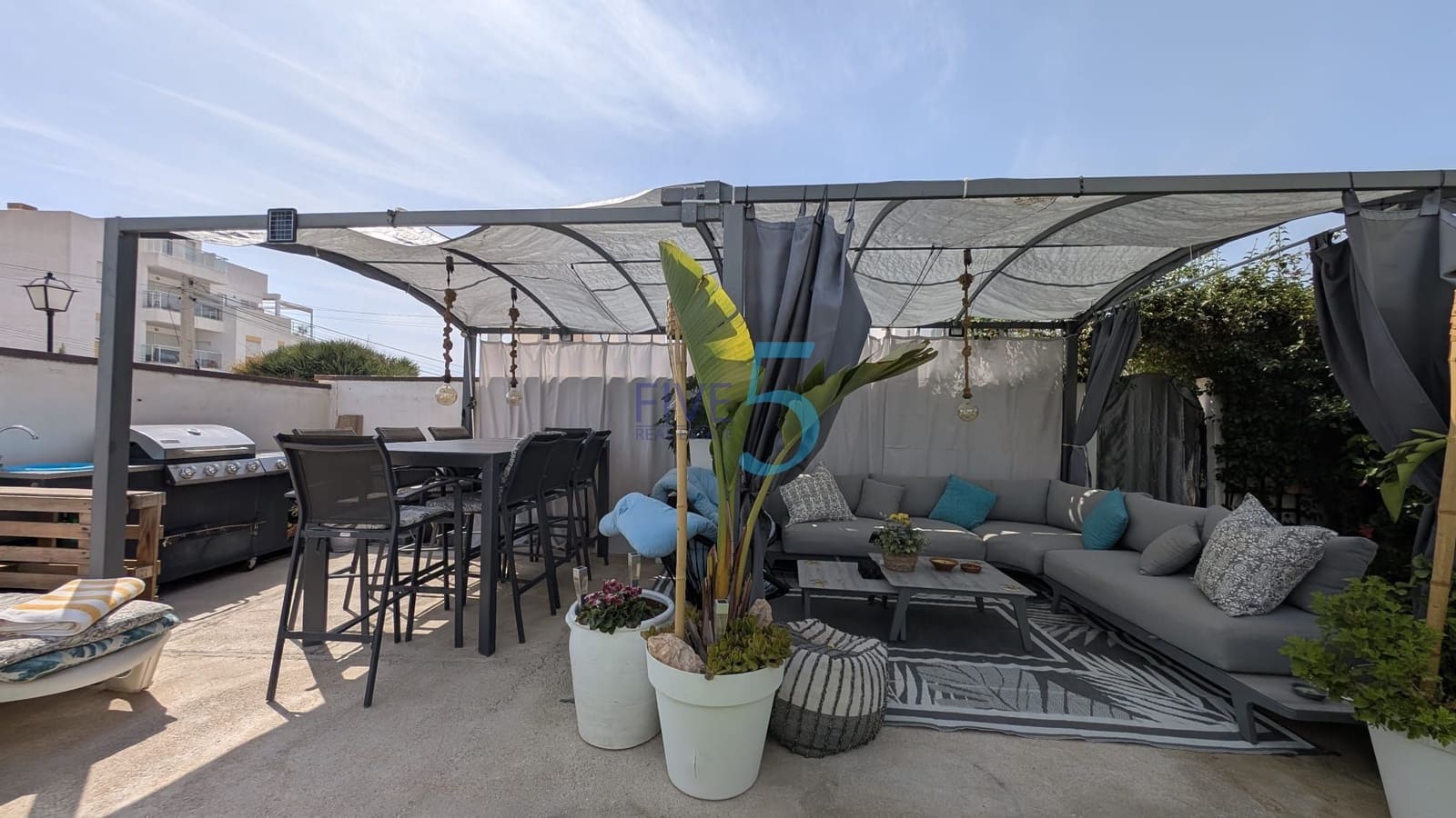 3 soverom Hus til salgs i Villamartin med svømmebasseng - € 280 000 (Ref: 10016695)