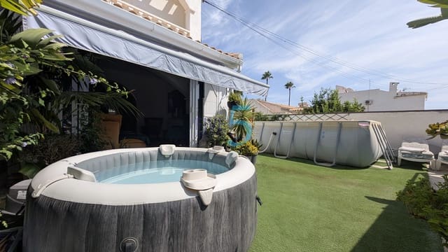 3 soverom Hus til salgs i Villamartin, Orihuela med svømmebasseng - € 280 000 (Ref: 10016695)