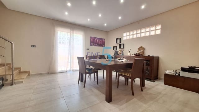 4 camera da letto Villa in vendita in Campoamor, Orihuela con piscina garage - 680.000 € (Rif: 10016789)