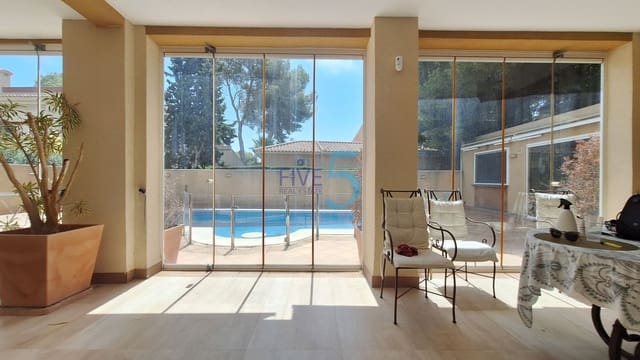 4 camera da letto Villa in vendita in Campoamor, Orihuela con piscina garage - 680.000 € (Rif: 10016789)